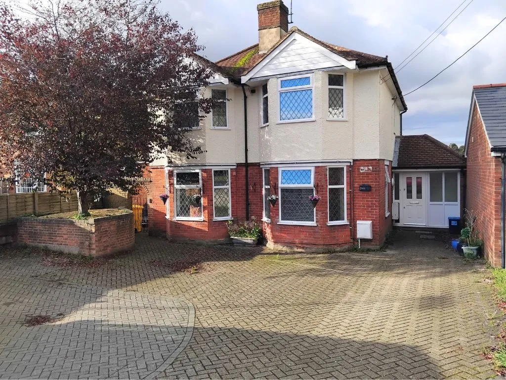 Baytrees, Basingstoke